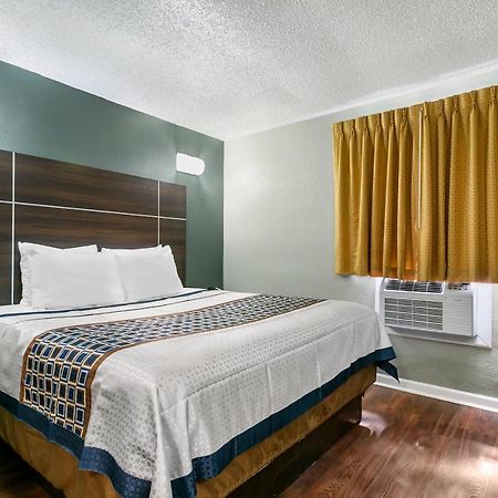 Knights Inn Bristol Levittown Eksteriør billede