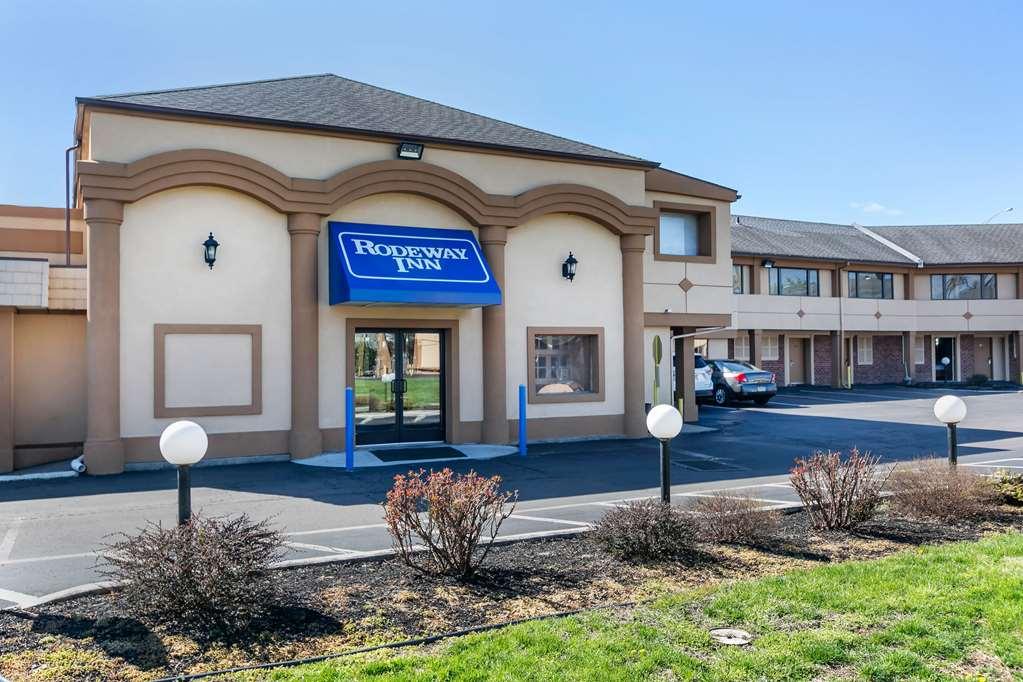 Knights Inn Bristol Levittown Eksteriør billede