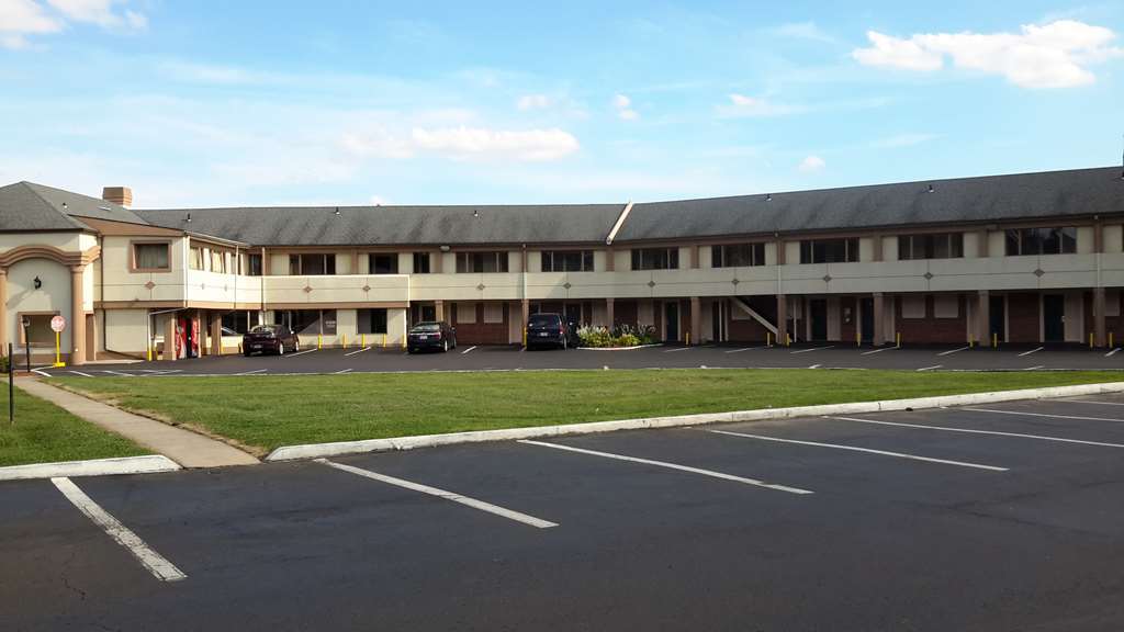 Knights Inn Bristol Levittown Eksteriør billede