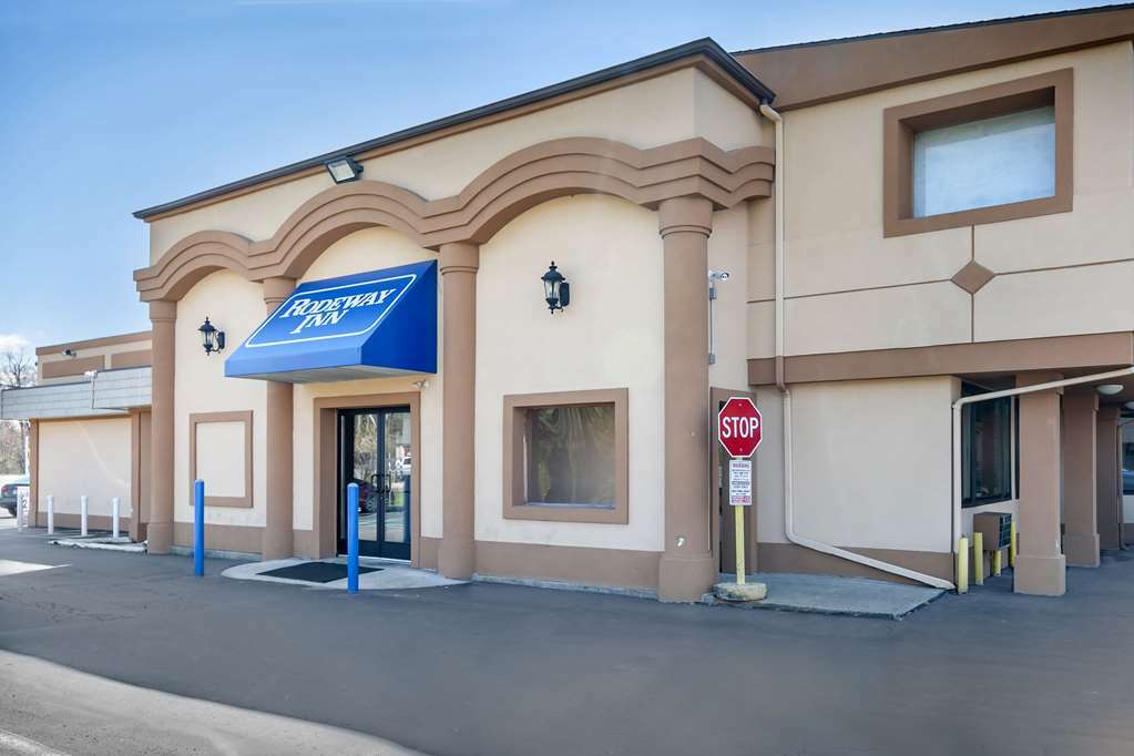 Knights Inn Bristol Levittown Eksteriør billede