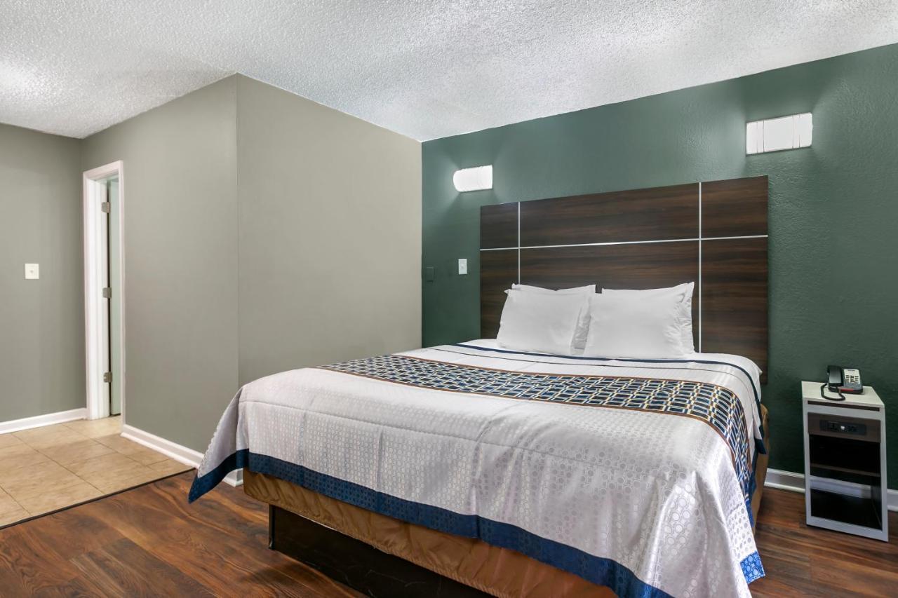 Knights Inn Bristol Levittown Eksteriør billede